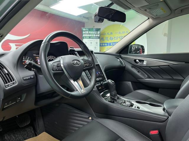 Infiniti Infiniti Q50L 2018 2.0T Luxury Edition (China VI emission standard) 79,500 km