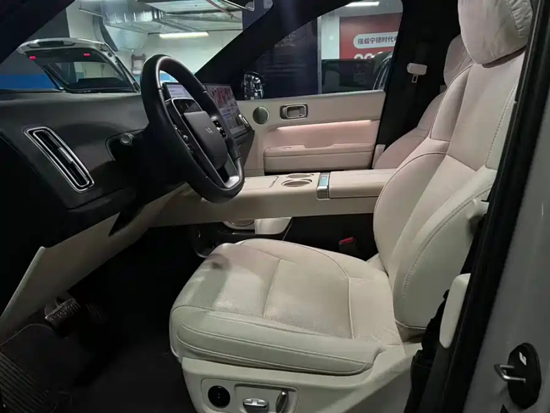 Li Auto Li Auto L6 2024 Pro