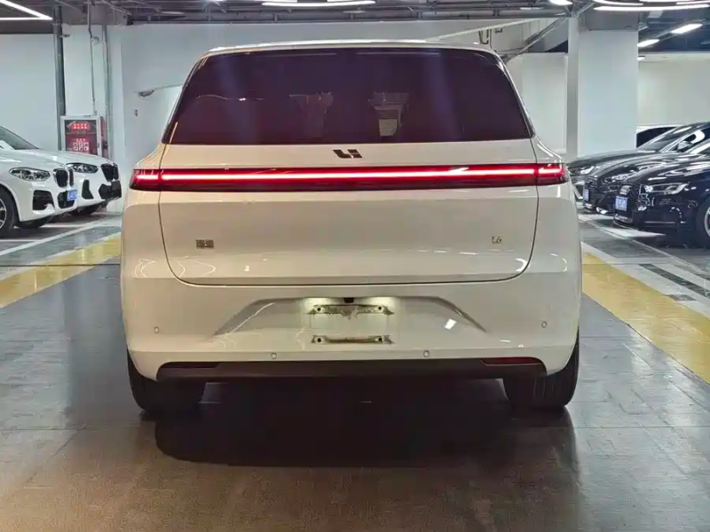 Li Auto Li Auto L6 2024 Pro