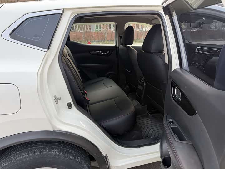 Nissan Nissan Qashqai 2019 2.0L CVT Smart Edition