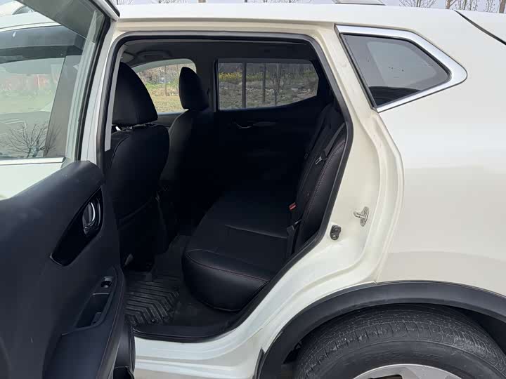 Nissan Nissan Qashqai 2019 2.0L CVT Smart Edition
