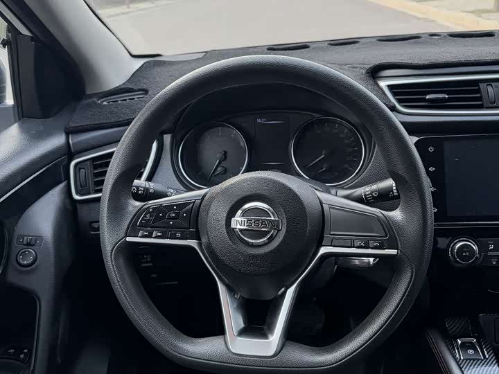 Nissan Nissan Qashqai 2019 2.0L CVT Smart Edition