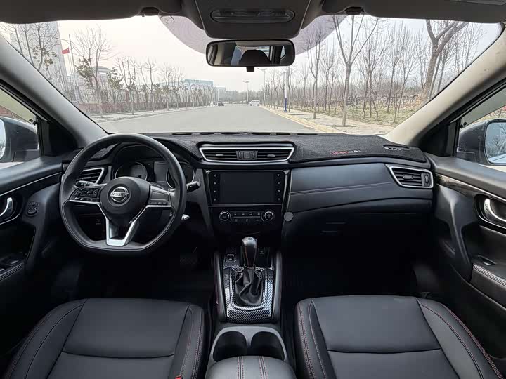 Nissan Nissan Qashqai 2019 2.0L CVT Smart Edition