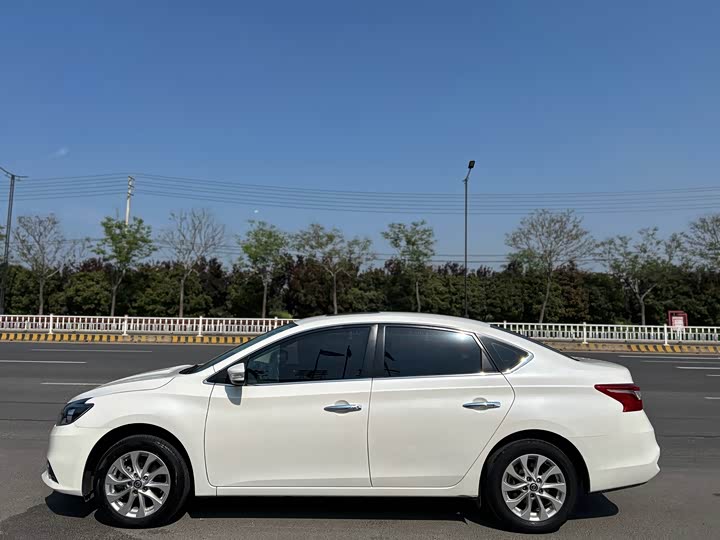 Nissan Nissan Sylphy 2019 1.6XV CVT Intelligent Connect Premium edition