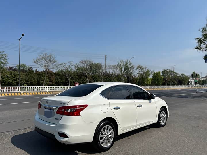 Nissan Nissan Sylphy 2019 1.6XV CVT Intelligent Connect Premium edition