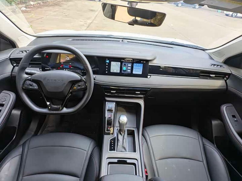 Roewe Roewe i5 2023 Model 1.5L CVT Deluxe Edition