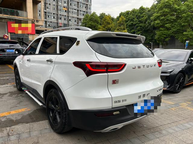 Jetour X70M 2021 1.5T MT Urban Partner EDITION