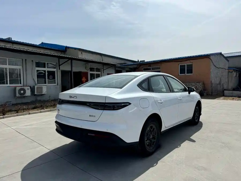 BYD Seal 05 DM-i 2026 DM-i 128KM Luxury Edition