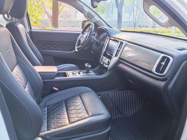 Great Wall Great Wall Pao 2020 Passenger 2.0T Diesel 2WD Comfort Standard Box GW4D20M edition