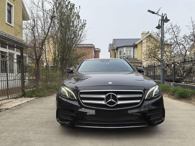 Mercedes-Benz Mercedes-Benz E-Class 2017 E 300 L Sport Luxury model, 113,100 km