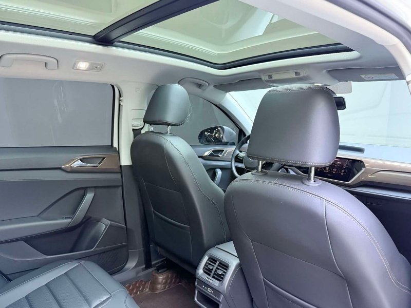 Volkswagen Tharu 2022 Model 280TSI 2WD Luxury Version