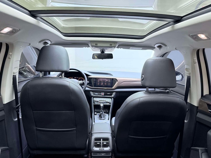 Volkswagen Tharu 2022 Model 280TSI 2WD Luxury Version
