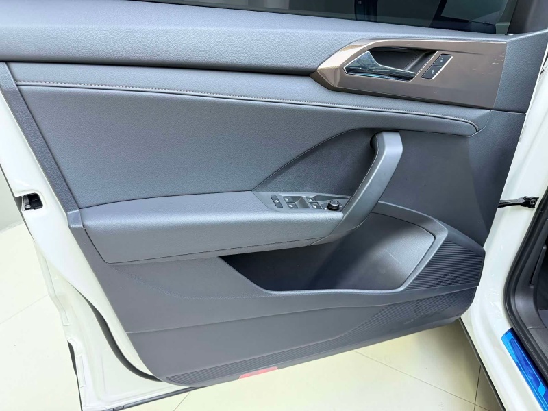 Volkswagen Tharu 2022 Model 280TSI 2WD Luxury Version