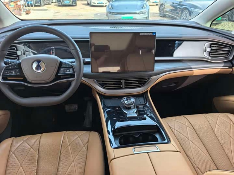 Denza Denza D9 2024 DM-i 980 4WD Honor Edition