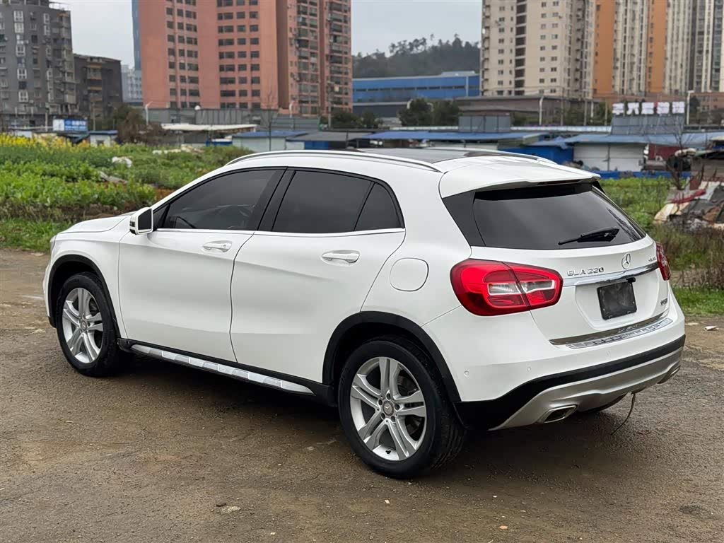 Mercedes-Benz Mercedes-Benz GLA 2016 Model