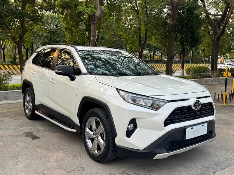 Toyota Toyota RAV4 2020 2.0L CVT 2WD Fashion PLUS Edition