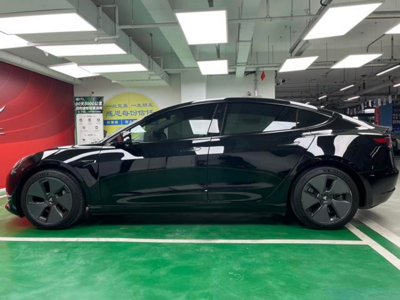 Tesla Model 3 2021 Standard Range Rear-Wheel Drive Upgrade 3D1, 66,800 km