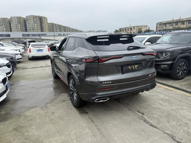Changan Changan OSHAN Z6 2022 Blue Whale 1.5T DCT Zhixiang edition