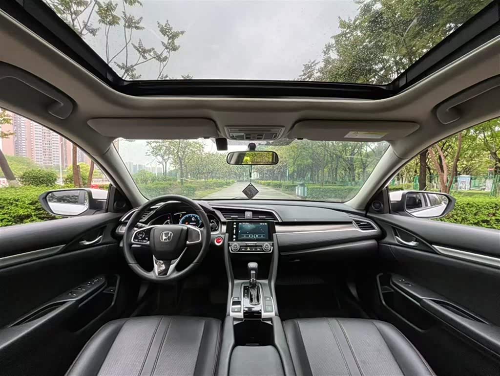 Civic 2019 Model 220TURBO CVT Dynamic Edition National VI
