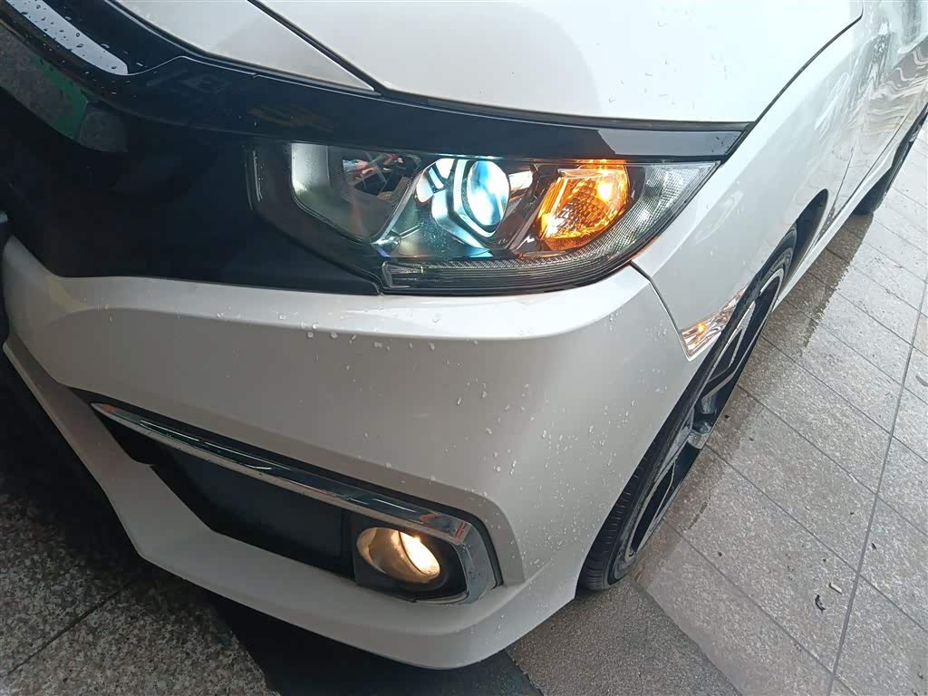 Civic 2019 Model 220TURBO CVT Dynamic Edition National VI