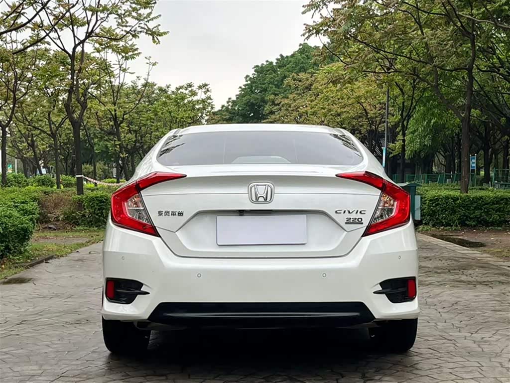 Civic 2019 Model 220TURBO CVT Dynamic Edition National VI