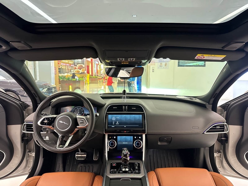 JAGUAR Jaguar XEL 2024 Model S Progressive Sport Edition