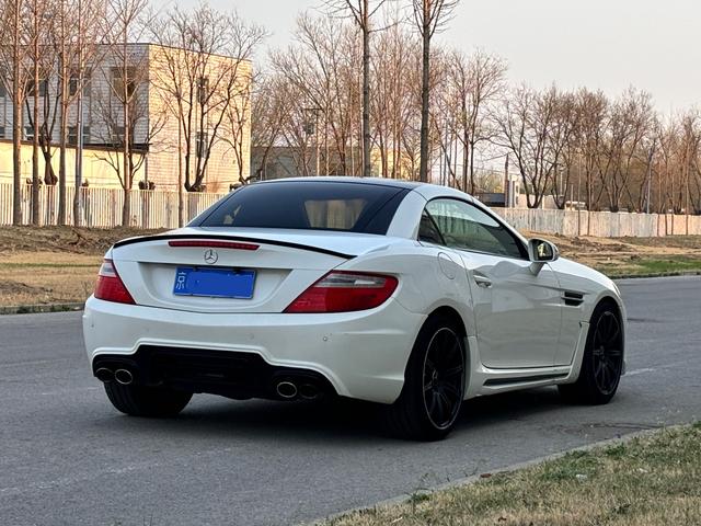 Mercedes-Benz Mercedes-Benz SLK-Class 2011 SLK 200 Fashion Edition, 103,800 km