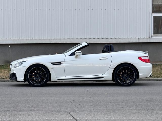 Mercedes-Benz Mercedes-Benz SLK-Class 2011 SLK 200 Fashion Edition, 103,800 km