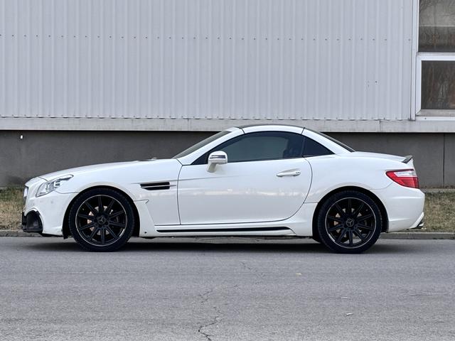 Mercedes-Benz Mercedes-Benz SLK-Class 2011 SLK 200 Fashion Edition, 103,800 km