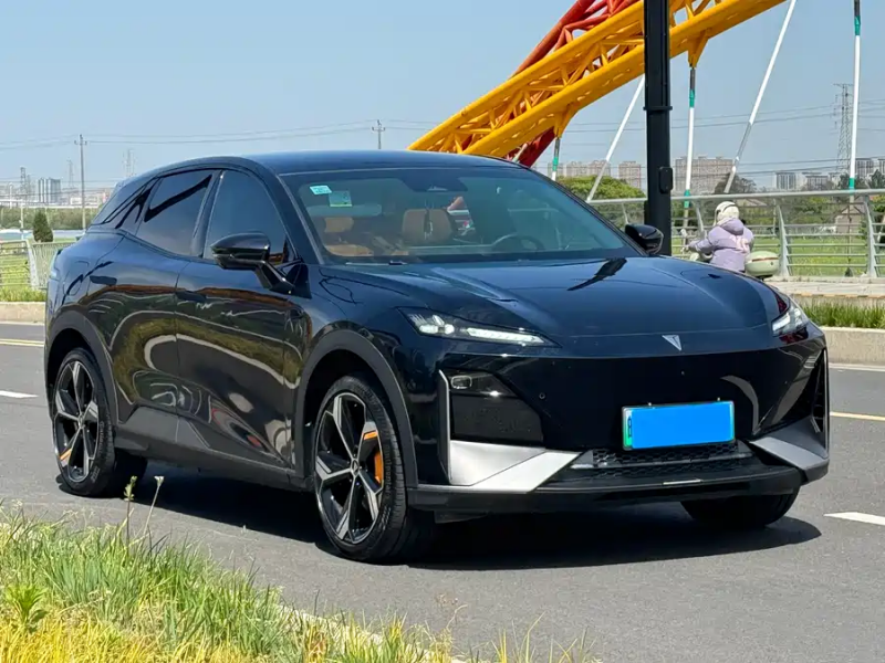 Deepal S07 Модель 2025 215Plus AD PRO Версия с увеличенной дальностью хода и интеллектуальным вожден