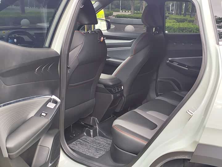 Geely Geely Boyue Cool 2023  1.5TD Friend Edition 