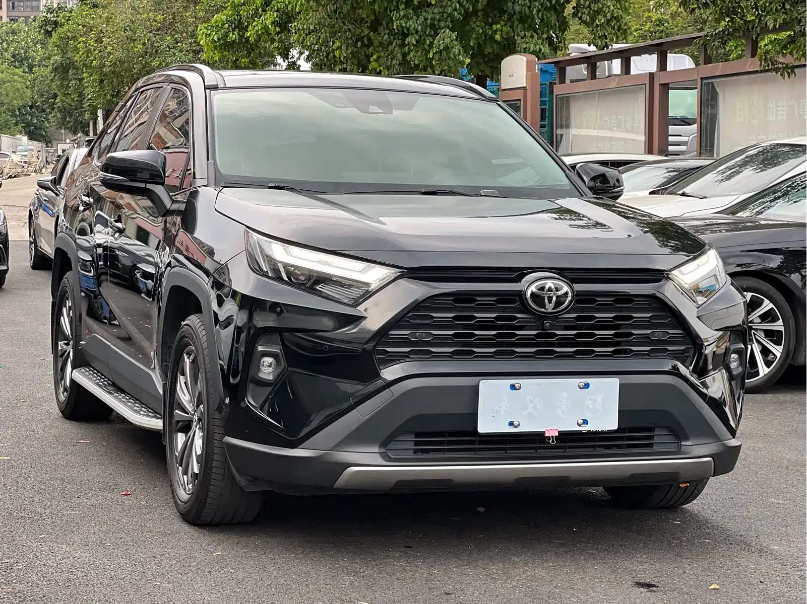 RAV4 Rongfang 2023 Model 2.0L CVT 2WD Fashion Plus Edition