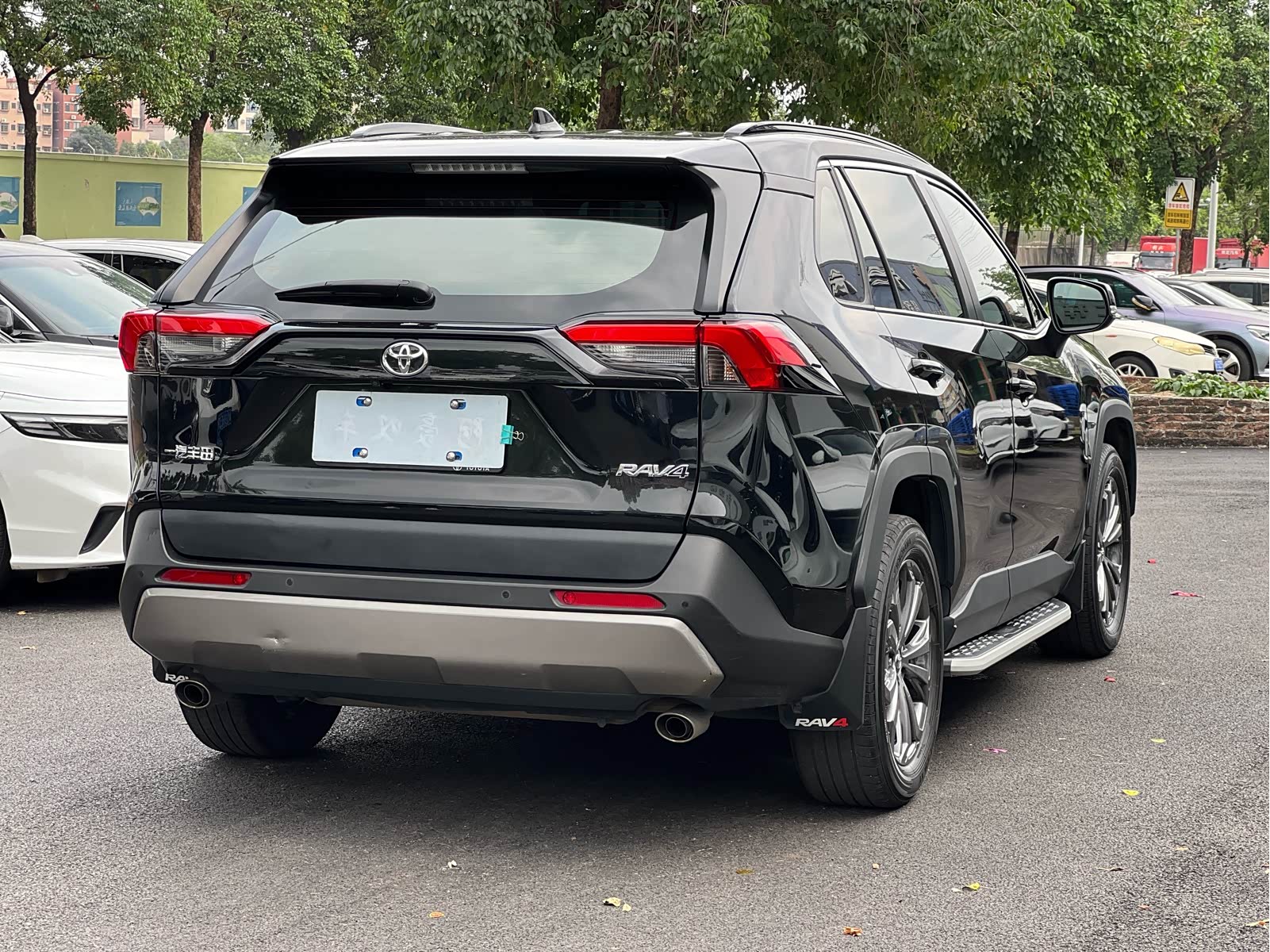 Toyota RAV4 Rongfang 2023 Model 2.0L CVT 2WD Fashion Plus Edition