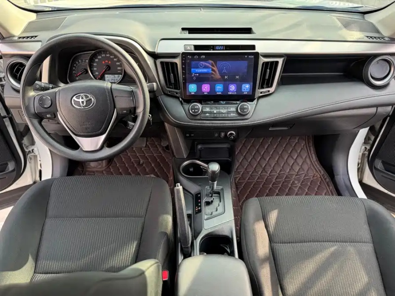 Toyota Toyota RAV4 2019 2.0L CVT 2WD Urban Edition