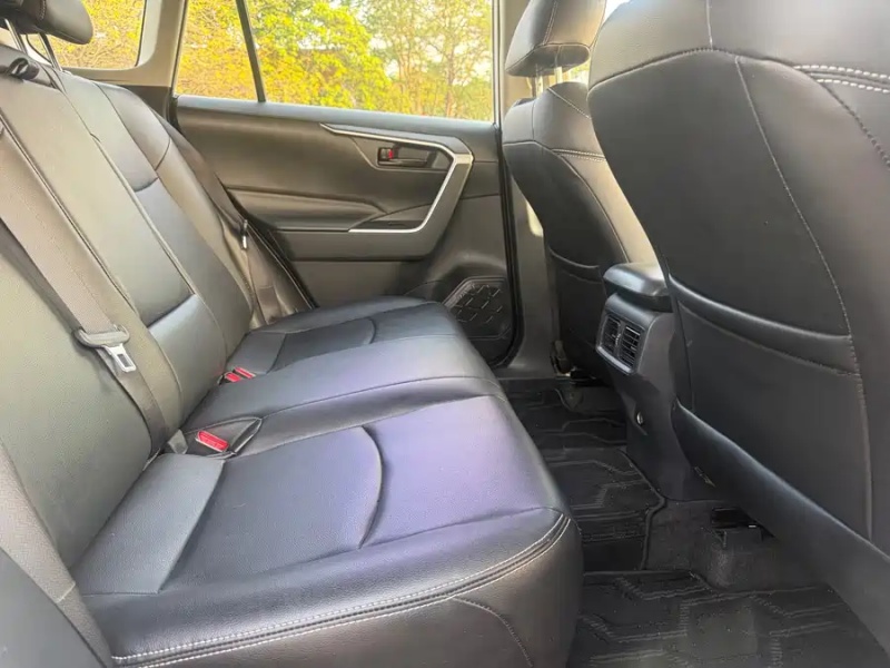 Toyota RAV4 2021 2.0L CVT 2WD Fashion Edition