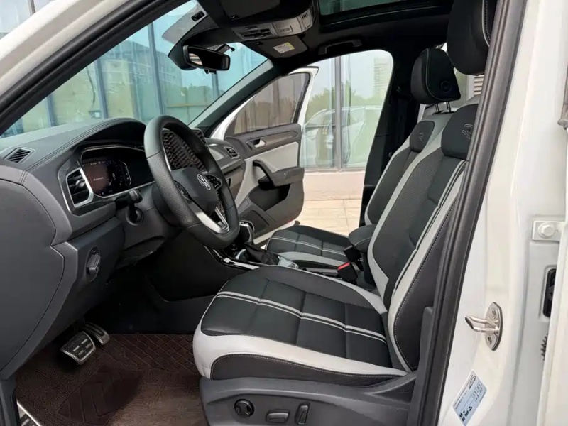 Volkswagen Volkswagen T-ROC 2025 300TSI DSG 2WD Morning Star Edition