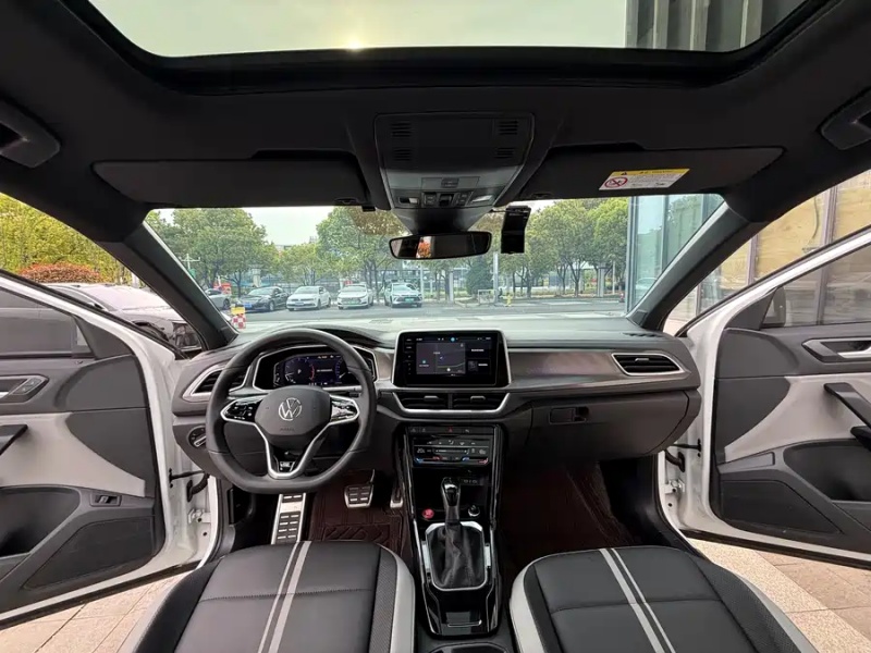 Volkswagen Volkswagen T-ROC 2025 300TSI DSG 2WD Morning Star Edition