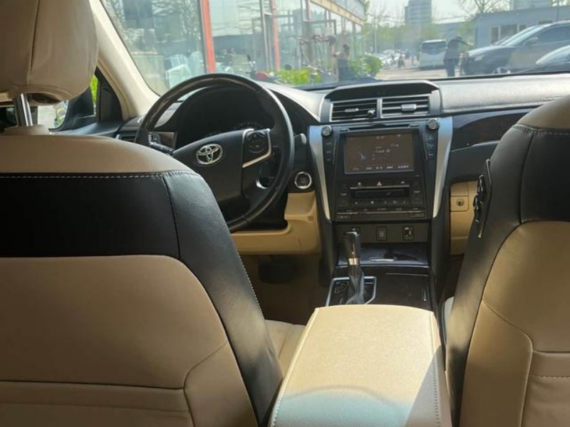 Toyota Camry 2016 2.5G 10th Anniversary Luxury Navigation Edition，56,100 km