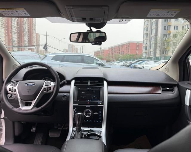 Ford Ford Edge (Imported) 2011 3.5L Premium Edition, 128,100 km
