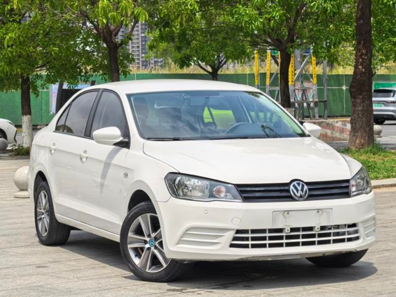 Volkswagen Jetta 2015 1.6L Automatic Fashion Edition, 104,100 km