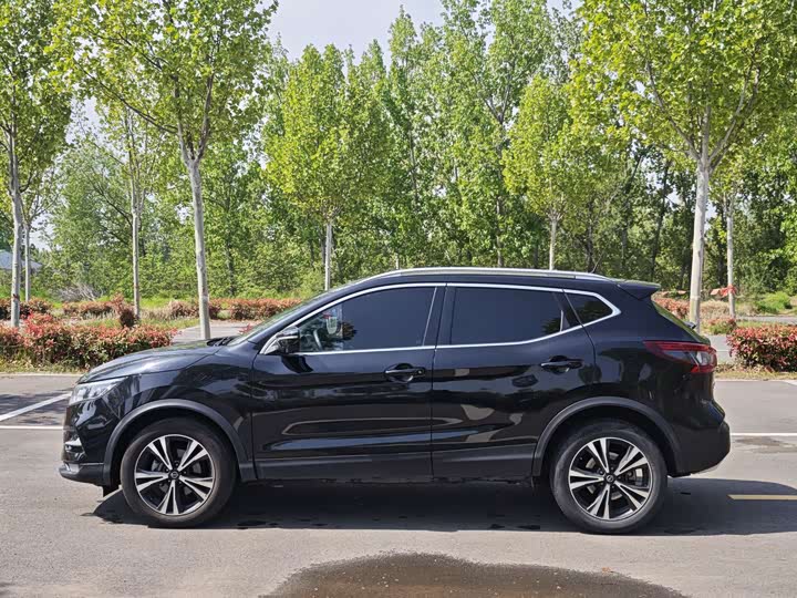 Nissan Nissan Qashqai 2022 2.0 CVT XV Premium FWD edition