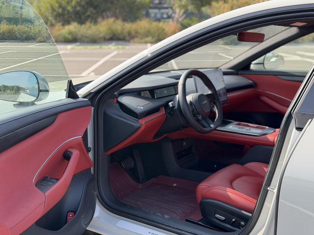 Xiaomi SU7 2024 Rear-Wheel Drive Standard Long-Range Edition