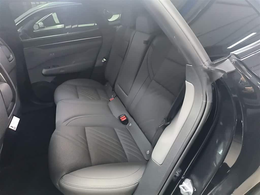 Zeekr Zeekr 001 2024 YOU Edition 100kWh AWD