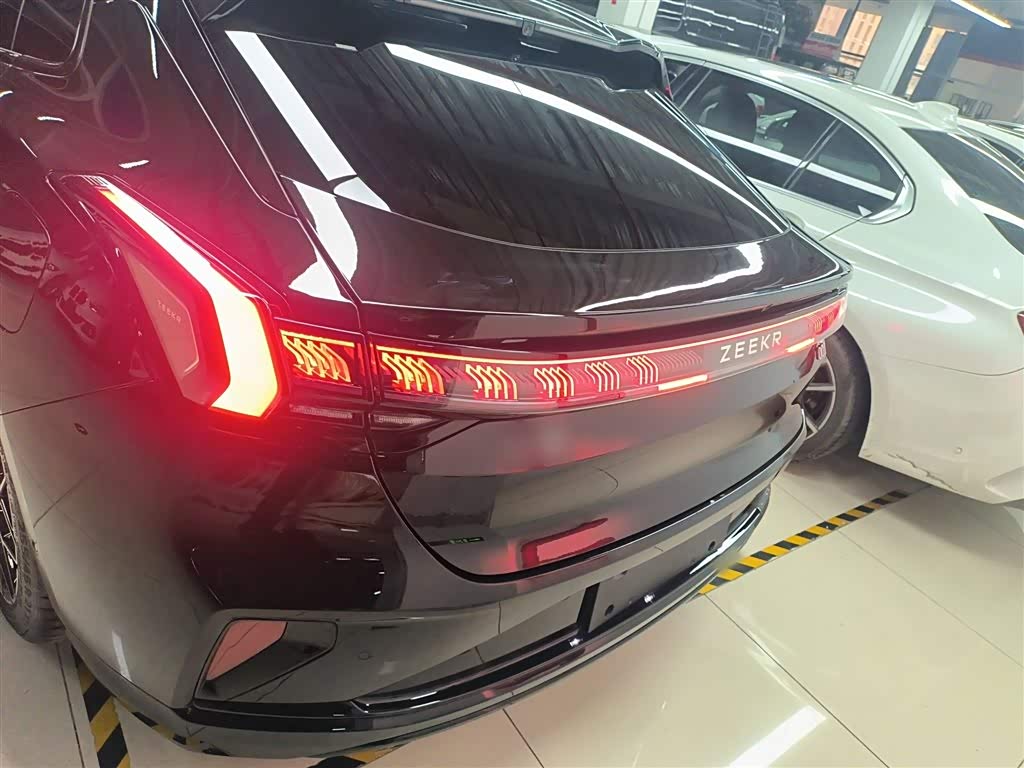 Zeekr Zeekr 001 2024 YOU Edition 100kWh AWD