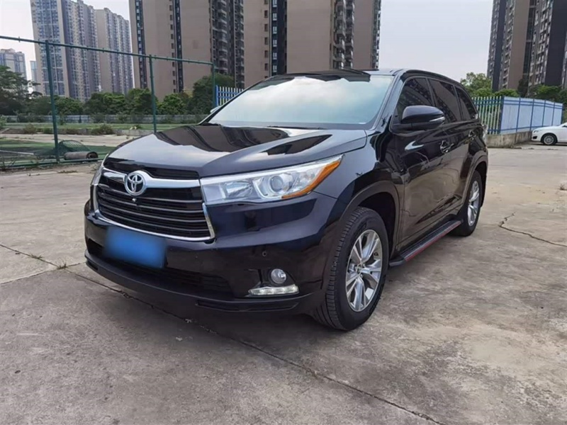 Toyota Highlander 2017 2.0T Two-Wheel Drive Elite 7-SeaterNewly Listed