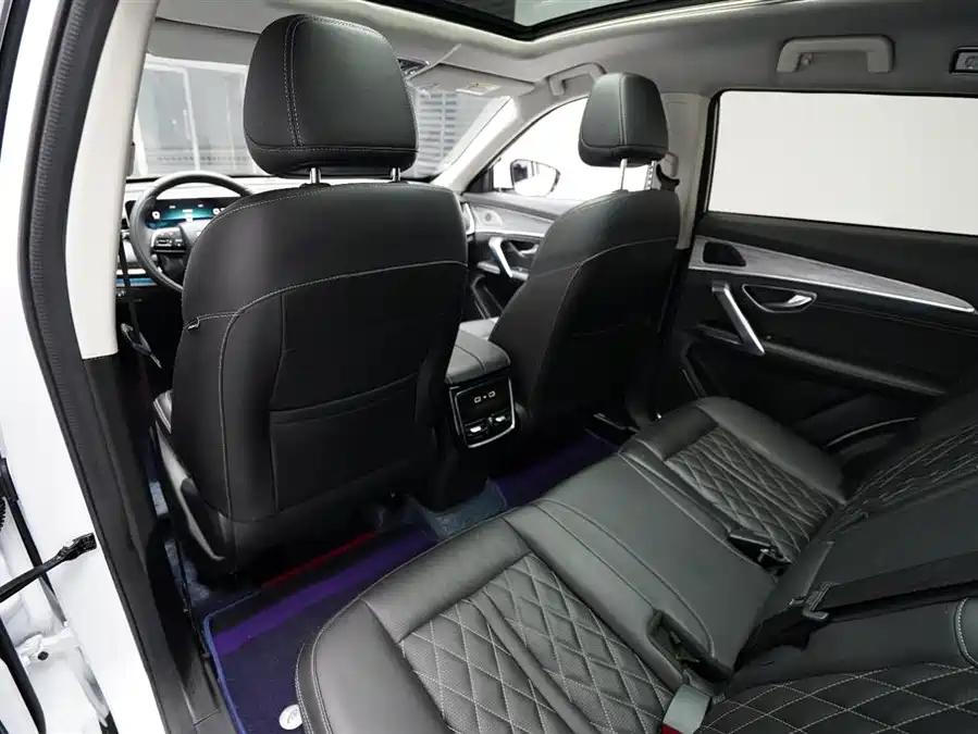 Jetour X70 PLUS 2023 1.5T DCT Brave PLUS 5-Seater