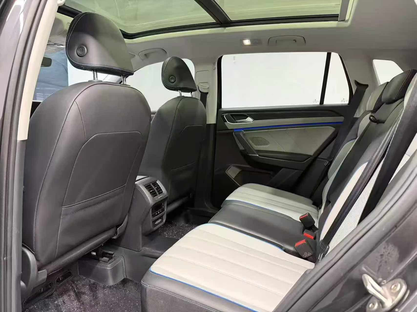 Volkswagen Tayran GTE Plug-in Hybrid 2023 280TSI Luxury Plus Advanced Edition