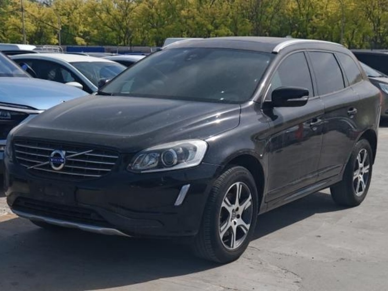 Volvo XC60 (Imported) 2014 T5 Smart Edition, 94,000 km