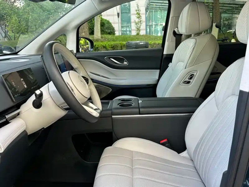 Voyah Voyah Dreamer 2025 EV 4WD Flagship Kunpeng Edition