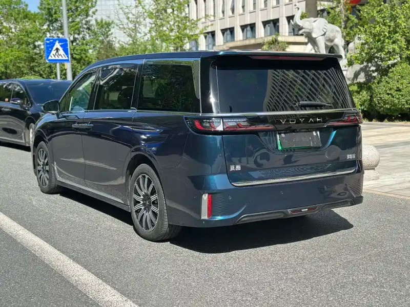 Voyah Voyah Dreamer 2025 EV 4WD Flagship Kunpeng Edition